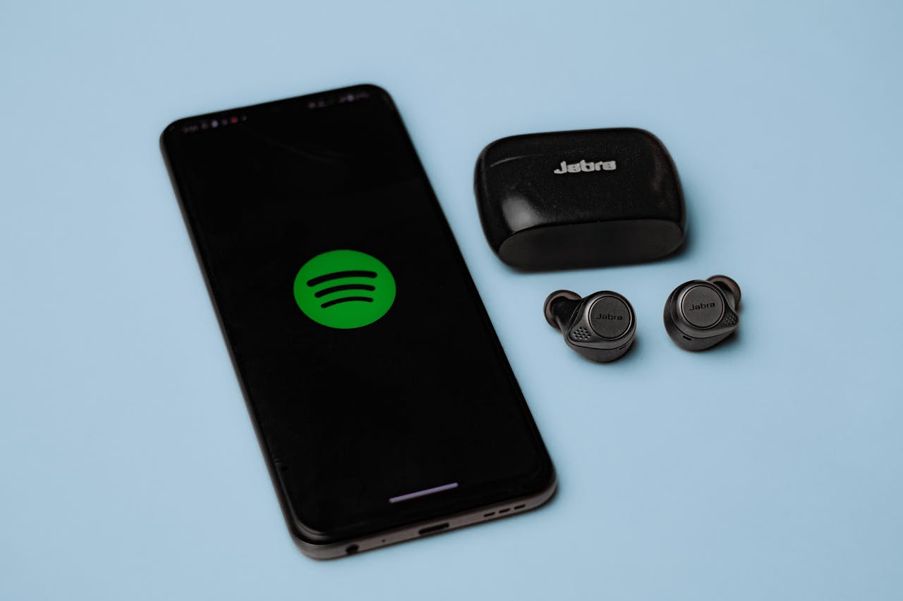 Spotify lässt Free-User freier spielen - mit angezogener Handbremse